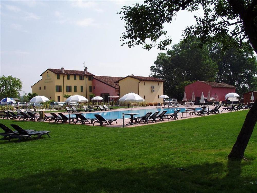 דירות וולטה מנטובנה Agriturismo Cascina Boschi מראה חיצוני תמונה