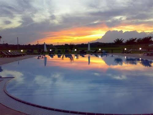 דירות וולטה מנטובנה Agriturismo Cascina Boschi מראה חיצוני תמונה